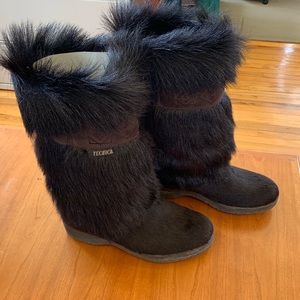NWOT Tecnica Brown Fur Boots